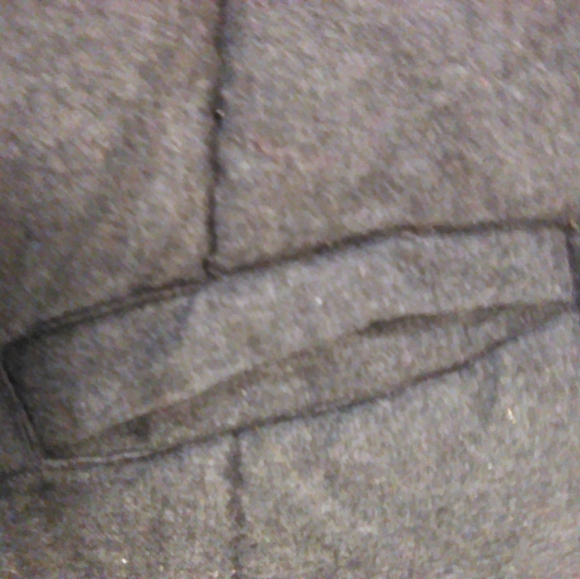 GAP Down Dk. Gray Puffer Vest - Picture 2 of 4